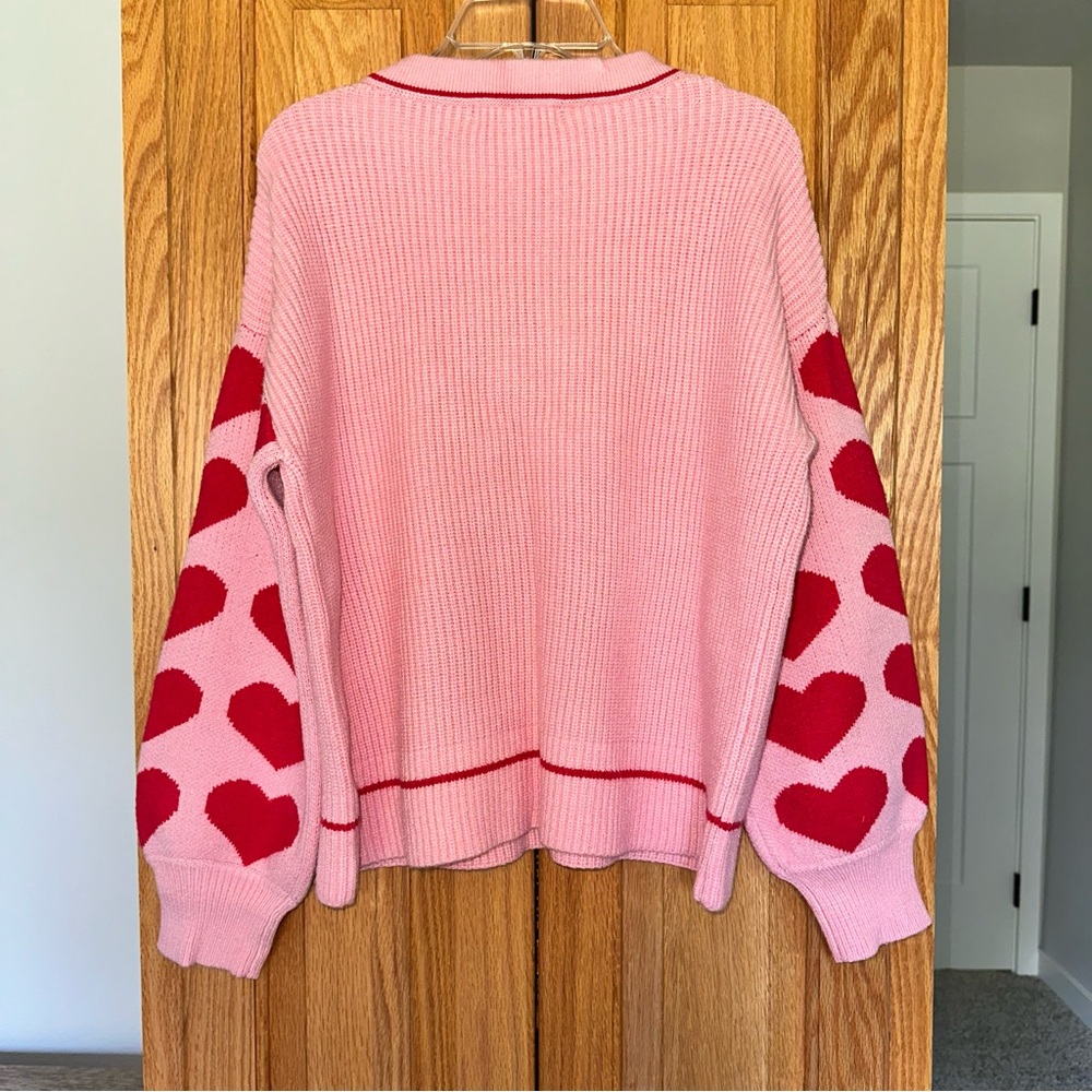 NET Francesca's Collections Pink and Red Heart V-Neck Sweater XS oversized - Picture 2 of 5